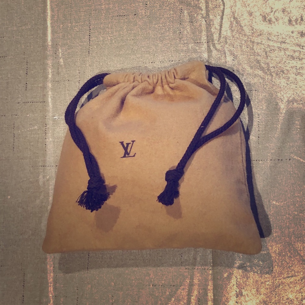 Louis Vuitton Dust Bag w/ Draw String; size 8”x8”